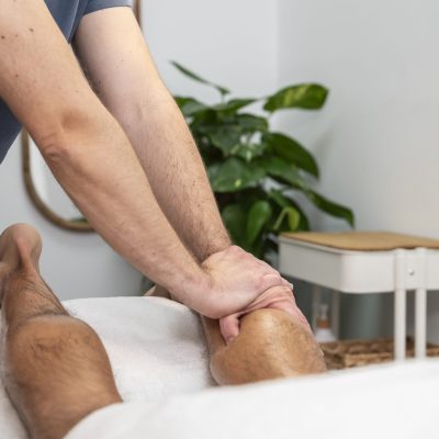 Recuperación de lesiones deportivas con fisioterapia en Tres Cantos